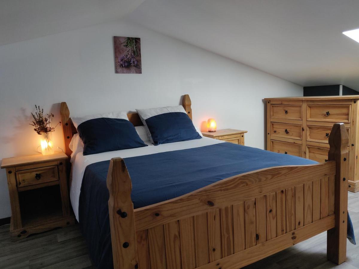 Les Terrasses De Valensole Bed & Breakfast Екстериор снимка