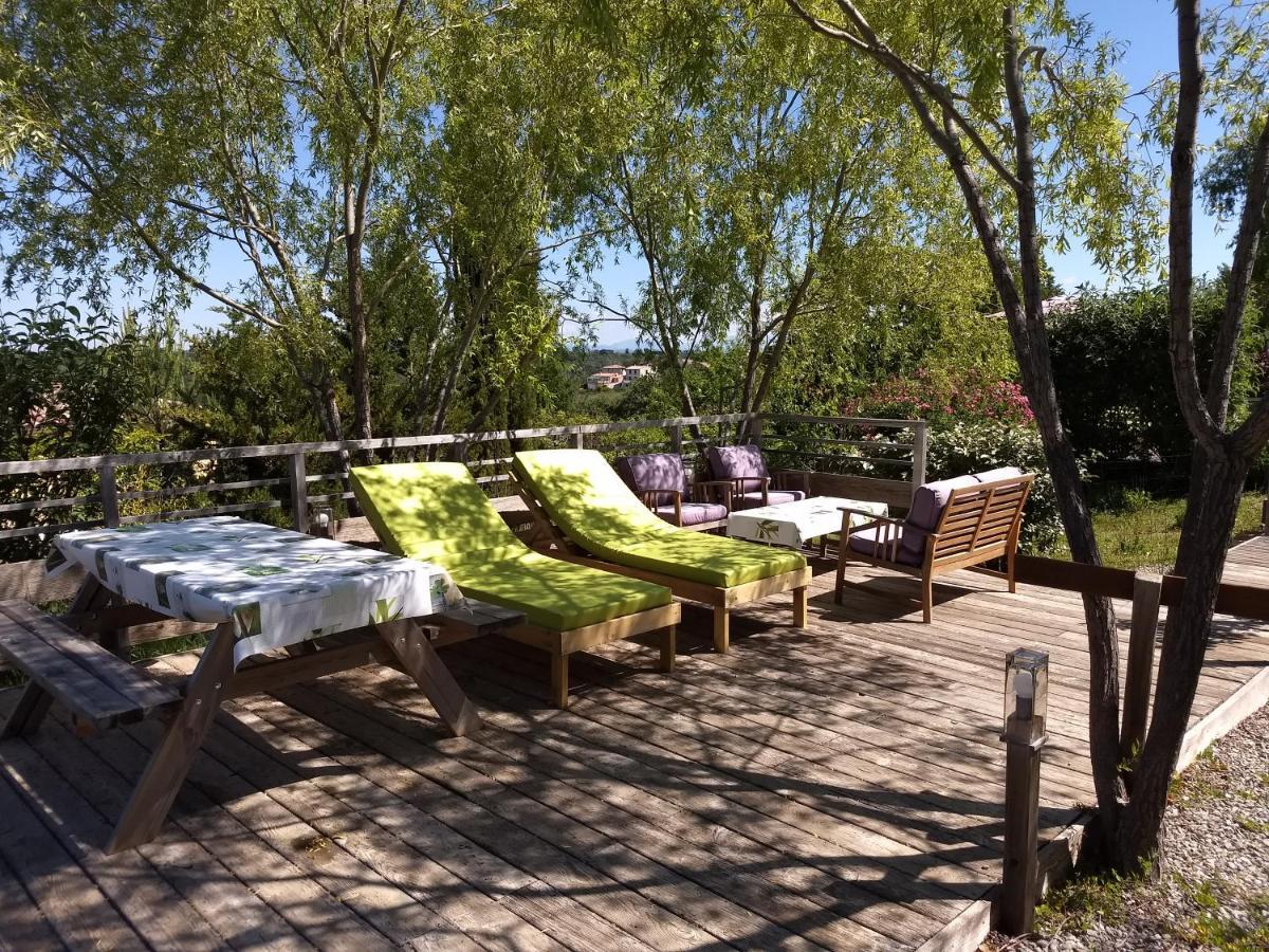 Les Terrasses De Valensole Bed & Breakfast Екстериор снимка
