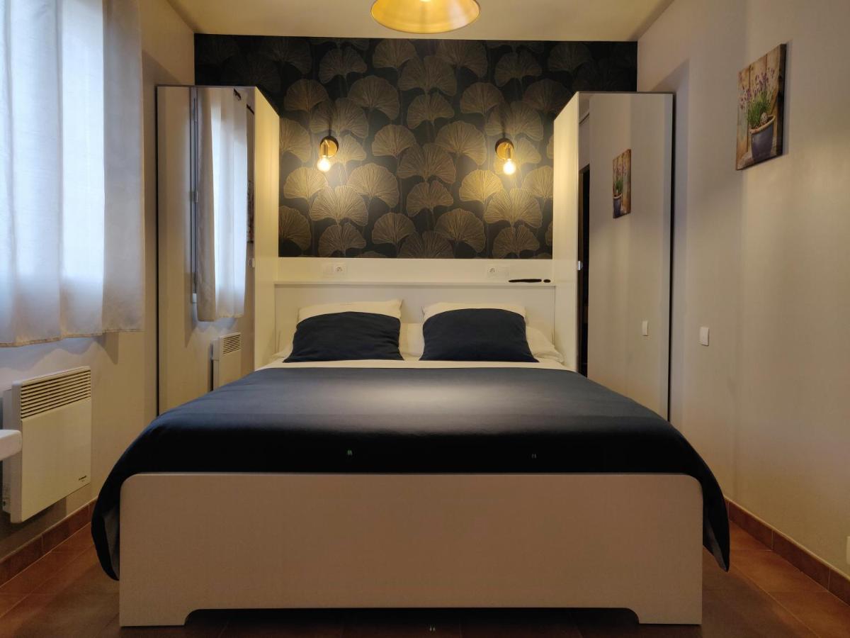 Les Terrasses De Valensole Bed & Breakfast Екстериор снимка