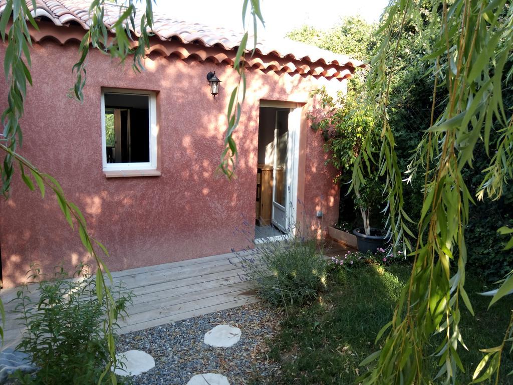 Les Terrasses De Valensole Bed & Breakfast Екстериор снимка