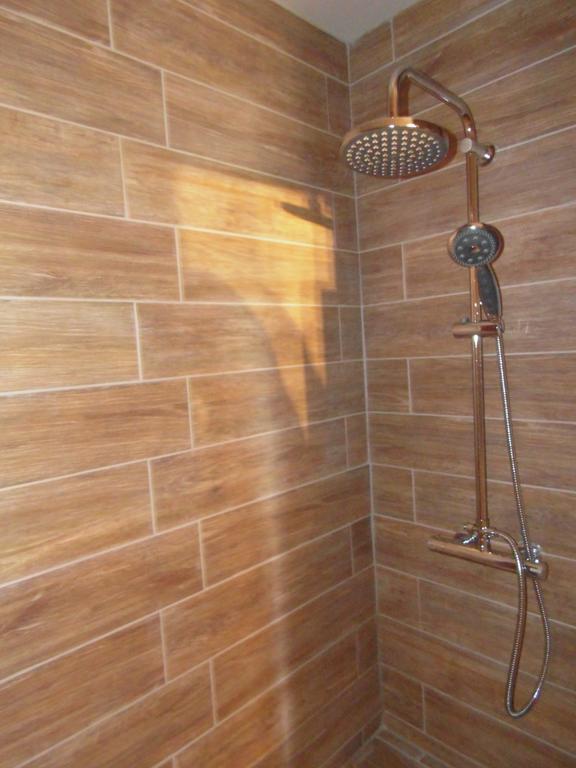 Les Terrasses De Valensole Bed & Breakfast Екстериор снимка