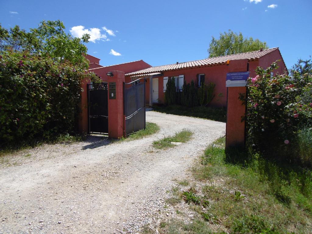 Les Terrasses De Valensole Bed & Breakfast Екстериор снимка